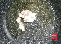 Kuaishou Lotus Pork Stir-fried Recipe Illustration 3