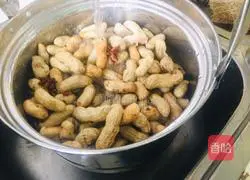 Illustration of how to make braised peanuts 2