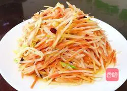 Illustration of how to stir-fry three shredded silkworms 4