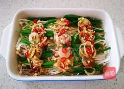 Illustration of Spicy Enoki Mushroom Vermicelli Recipe 10