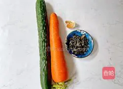 Cucumber Illustration of how to make fried fungus 1
