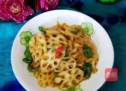 Illustration of how to make fried lotus root slices 8