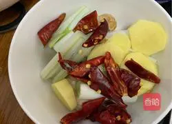Illustration of how to make spicy hot pot 4
