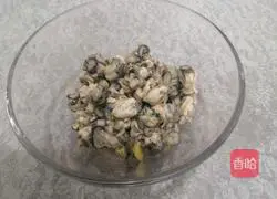 Illustration of how to pour juice on oysters 16