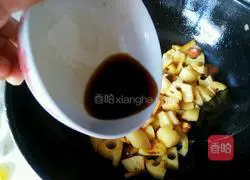 Illustration of how to make fried lotus root 7