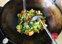 Illustration of how to make oyster sauce, mushrooms and rapeseed 7