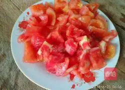 Illustration of how to make tomato scrambled eggs 2