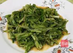 Changzhou special dish_Illustration of how to make cold cress 8