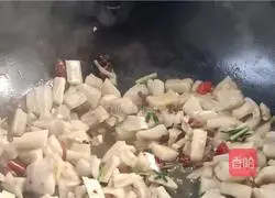 Illustration of spicy lotus root recipe 7