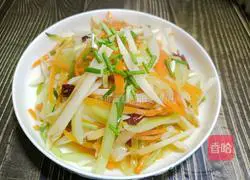 Illustration of how to make spicy and sour three shreds 11