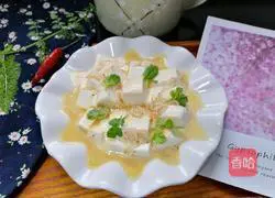 Illustration of how to make egg and tofu soup 12