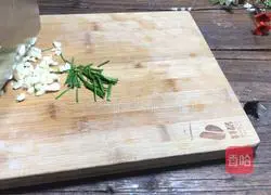 Illustration of how to make cold loofah 3