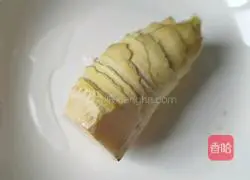 Illustration of how to make fried leeks with shredded bamboo shoots 2