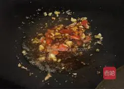 Illustration of spicy and sour lotus root recipe 10