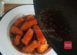 Illustration of how to make shredded pumpkin with coconut flavor 11