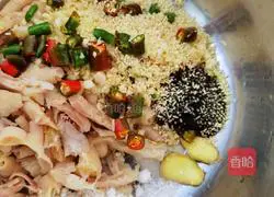 Boneless Illustration of how to make chicken feet 2