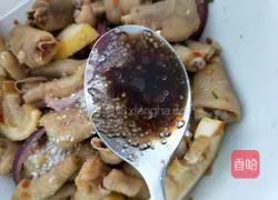 Illustration of how to make spicy and sour chicken feet with lemon flavor 8