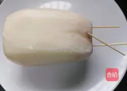 Illustration of how to make glutinous rice lotus root 5