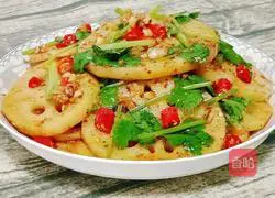 Illustration of how to make cold lotus root 17