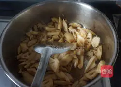 Illustration of how to make sweet and sour lotus root 5