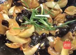 Illustration of how to cook cucumber with fungus 9