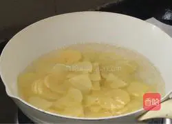 Oyster Sauce Potato Chips Recipe Illustration 6