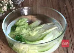 Illustration of how to make vegetable rolls 7