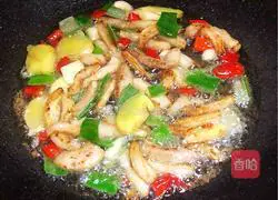 Illustration of how to stir-fry pork belly and cabbage 4