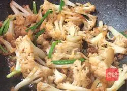 Guangdong - Illustration of how to cook cauliflower 9