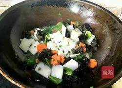 Illustration of how to make stir-fried yam slices 6