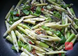 Illustration of how to make bamboo shoots and plum vegetables 13
