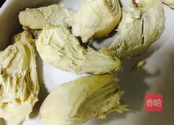 Illustration of Cumin Shredded Vegan Chicken Wings 1