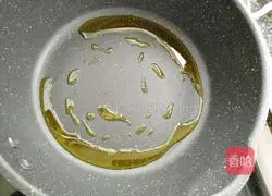 Illustration of how to make fried peas and cucumbers 4