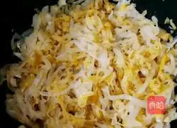 Illustration of how to make pickled vegetable powder 10