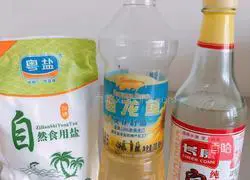 Illustration of how to make stir-fried lotus root slices 2