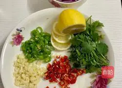 Illustration of how to make spicy and sour wind claws 5