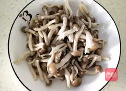 Illustration of how to make crab-flavored mushroom and mixed vegetable soup 4