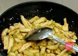 Illustration of how to make Braised Garlic Eggplant with Sauce (Noodles and Rice with Tomato Sauce) 8