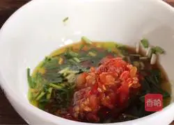 Illustration of how to make cold kelp shreds 7