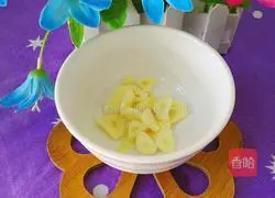 Illustration of stir-fried water spinach 4