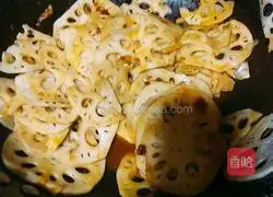 Spicy lotus root Illustration of how to make slices 4