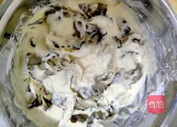 Illustration of how to make dry fried oyster mushrooms 5