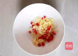 Illustration of how to make cold water spinach 5