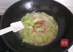 Illustration of how to stir-fry luffa vermicelli 11