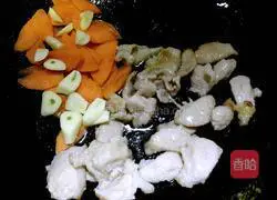 Illustration of how to make fried cabbage with fungus 9