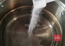 Illustration of how to make cold cowpeas 18