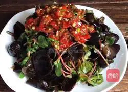 Illustration of how to make fungus mixed with purslane 10