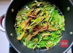 Illustration of fried Chinese toon 2