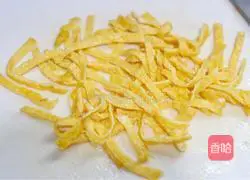 Illustration of how to make vegetarian fried silk 7