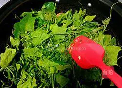 Illustration of how to make stir-fried asparagus 10